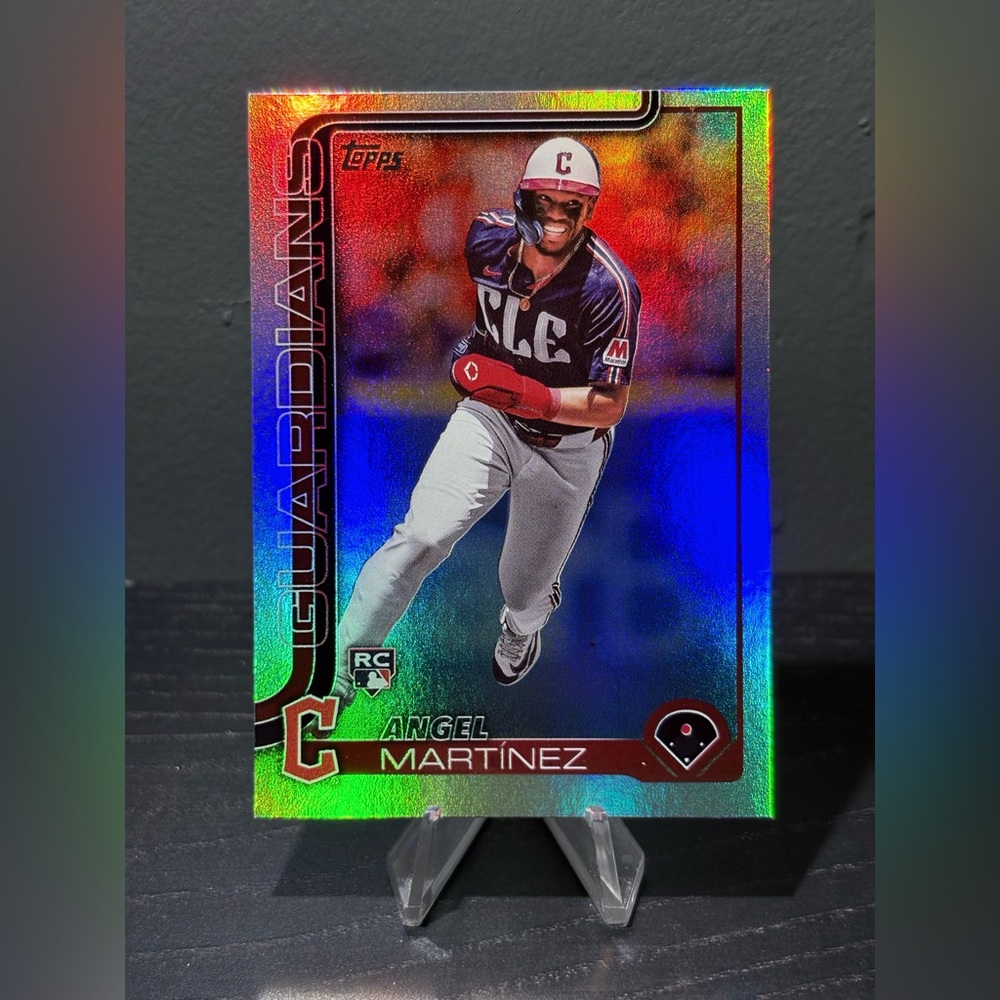 #27 Angel Martinez 2025 Topps - Rainbow Foil Rookie
